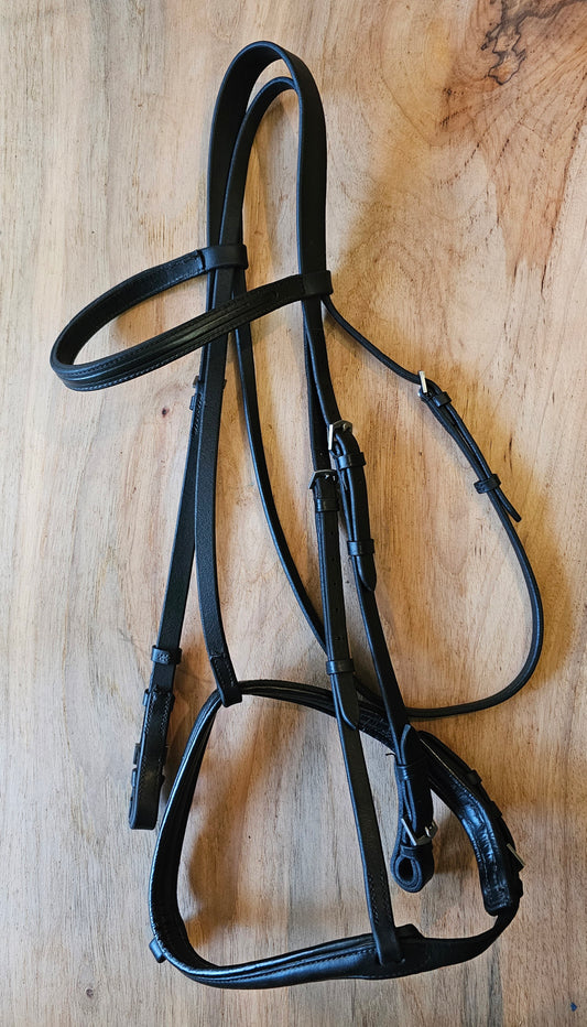 Dressage Bridle with padded noseband used