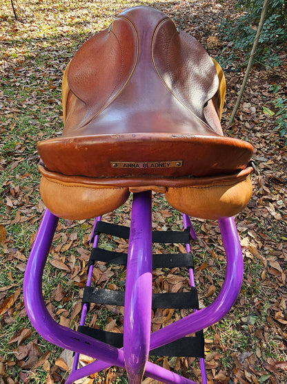 17" BT Crump All Purpose Saddle used
