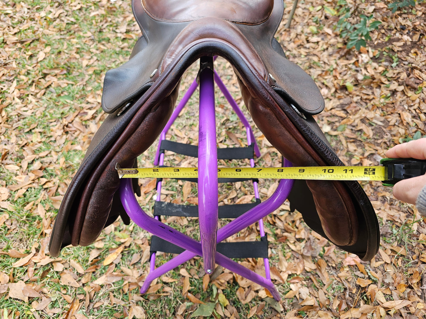 17" County Stabilizer Close Contact Hunt Seat used