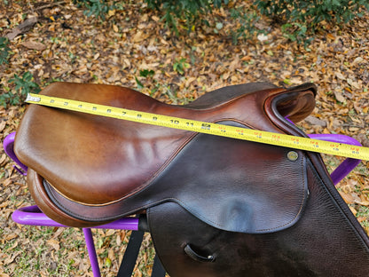 17" County Stabilizer Close Contact Hunt Seat used