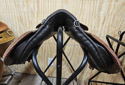 14" English Youth Saddle barely used