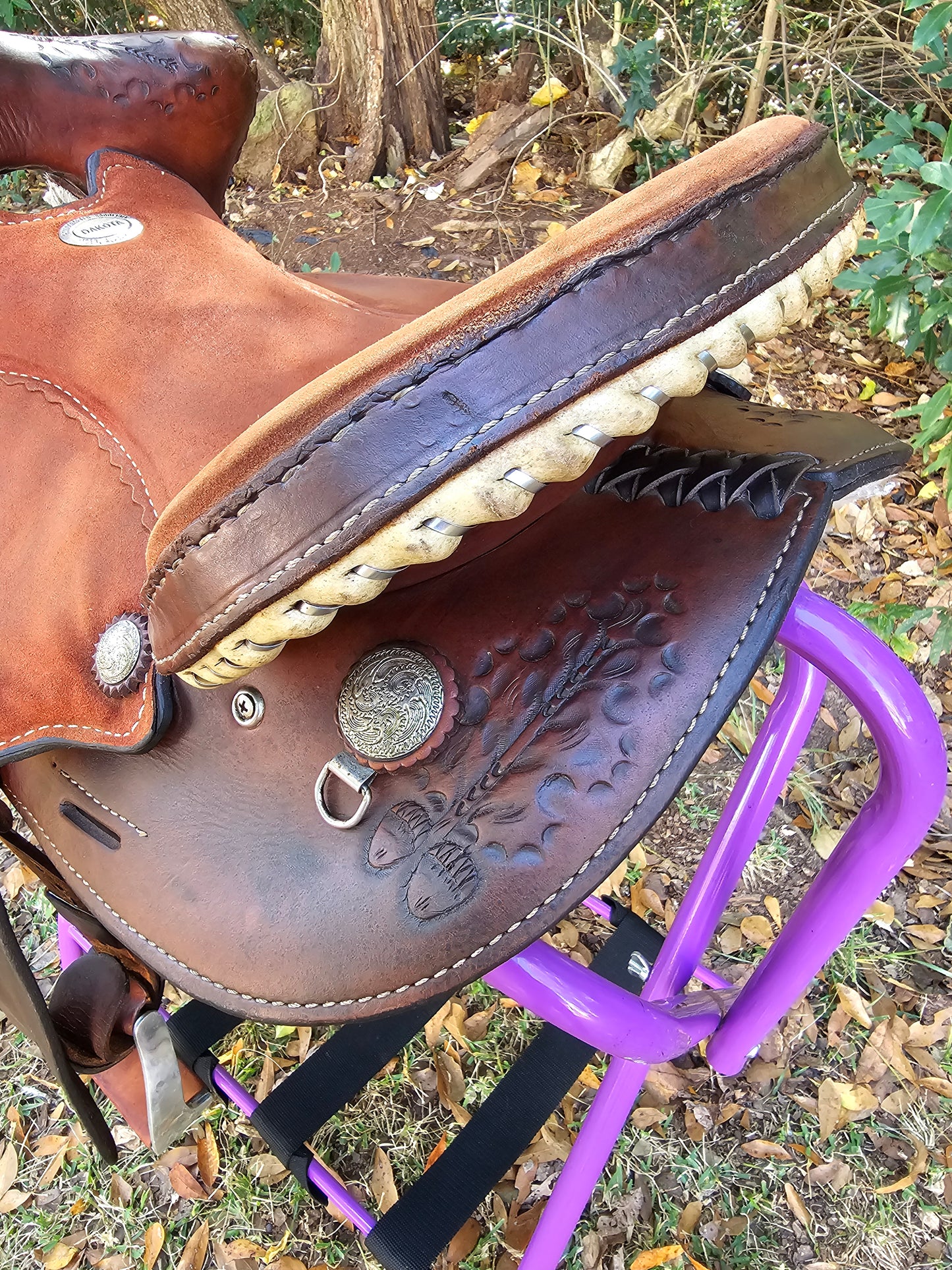 16" Dakota Barrel Saddle