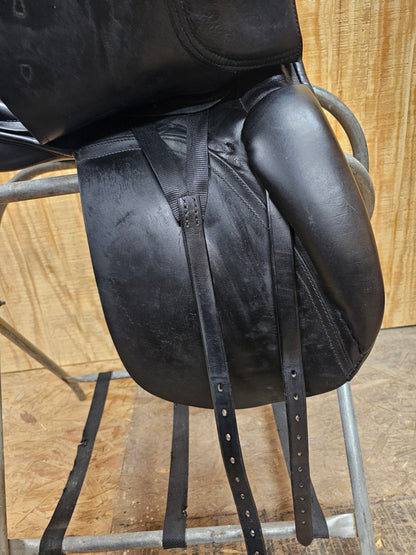 18" Passier&Sohn Hannover Gilbert Dressage Saddle wide tree